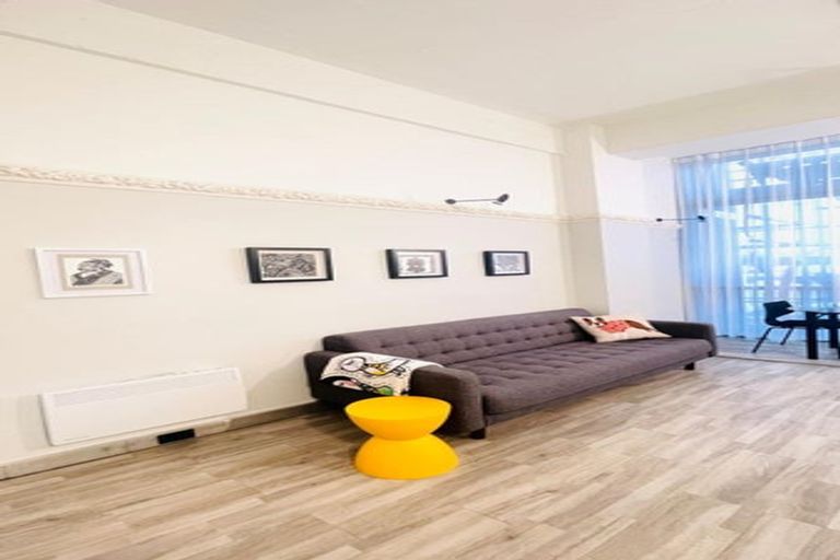 Photo of property in Qba Apartments, 51 Webb Street, Mount Cook, Wellington, 6011