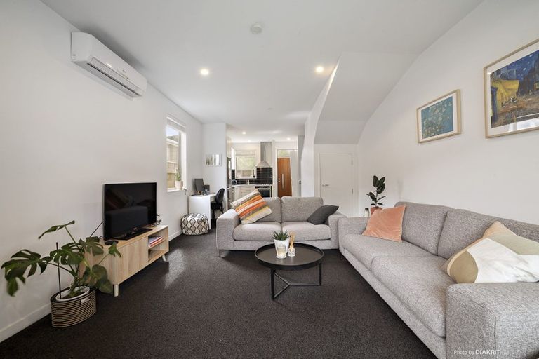 Photo of property in 6/59 The Parade, Island Bay, Wellington, 6023