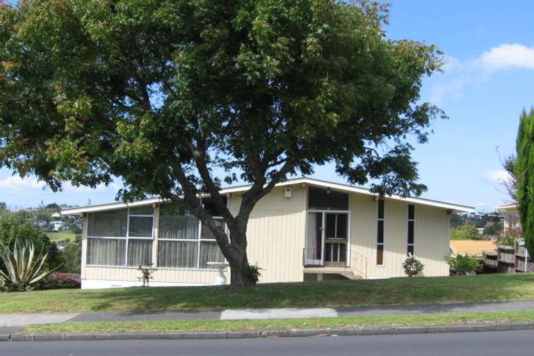 Photo of property in 196 Glamorgan Drive, Torbay, Auckland, 0630