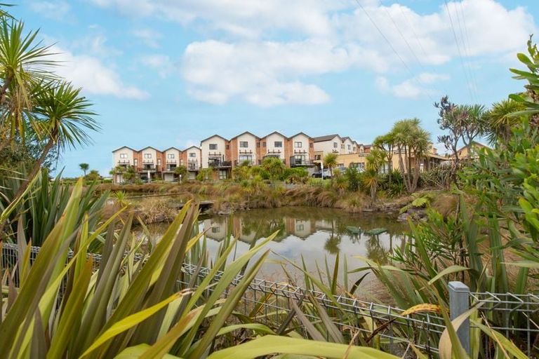 Photo of property in St Claire Village, 1/172 Mcleod Road, Te Atatu South, Auckland, 0610