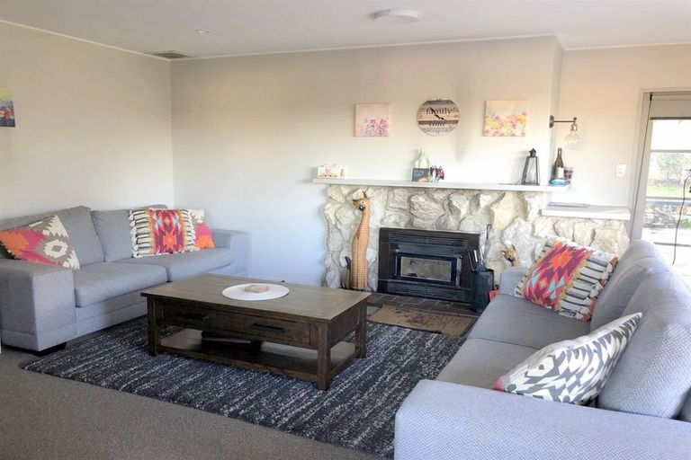 Photo of property in 96 Porangahau Road, Waipukurau, 4200