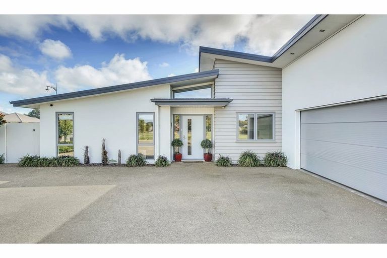 Photo of property in 27 Sovereign Boulevard, Kaiapoi, 7630