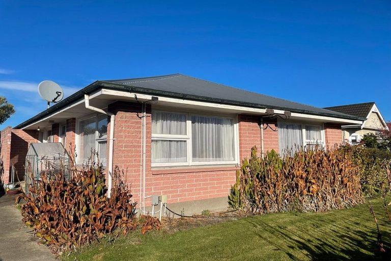 Photo of property in 2/11 Maxwell Street, Riccarton, Christchurch, 8041