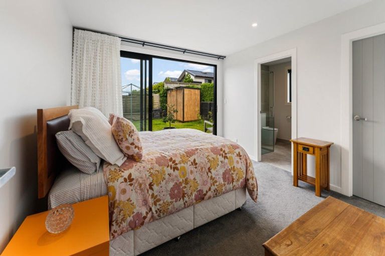 Photo of property in 2 Kohe Way, Pukekohe, 2120