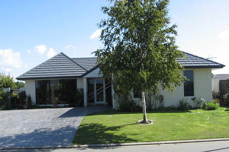 Photo of property in 14 Durrell Way, Rolleston, 7614