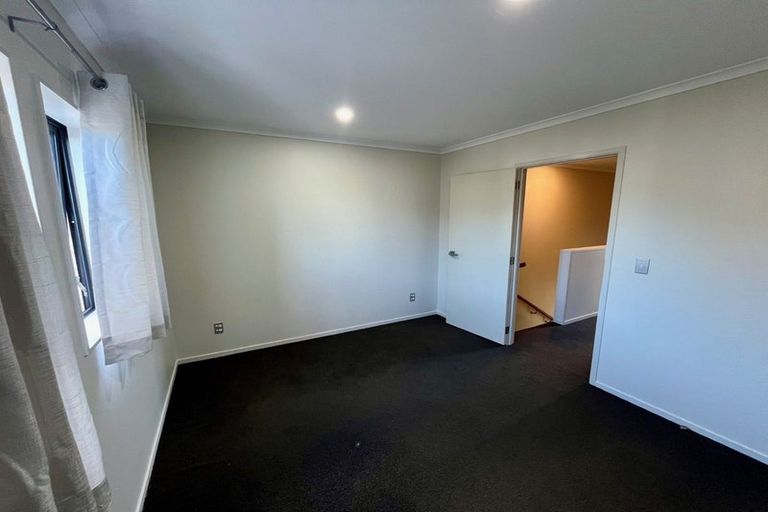 Photo of property in 7/4 Wallson Crescent, Wiri, Auckland, 2104
