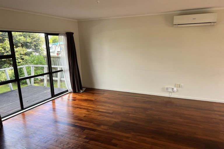 Photo of property in 41 Rathgar Road, Henderson, Auckland, 0610