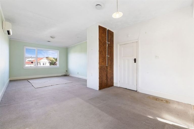 Photo of property in 35 Sheldon Street, Woolston, Christchurch, 8023