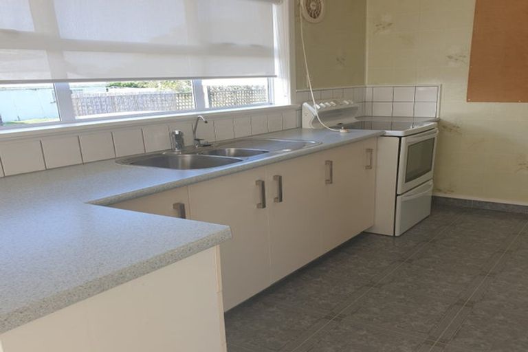 Photo of property in 12 Phillip Street, Pukekohe, 2120