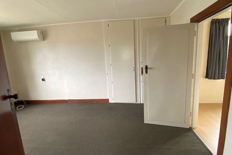 Photo of property in 253 Main South Road, Hornby, Christchurch, 8042