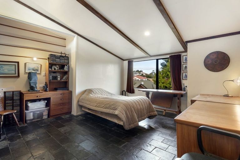 Photo of property in 16 Spencer Road, Pinehill, Auckland, 0632