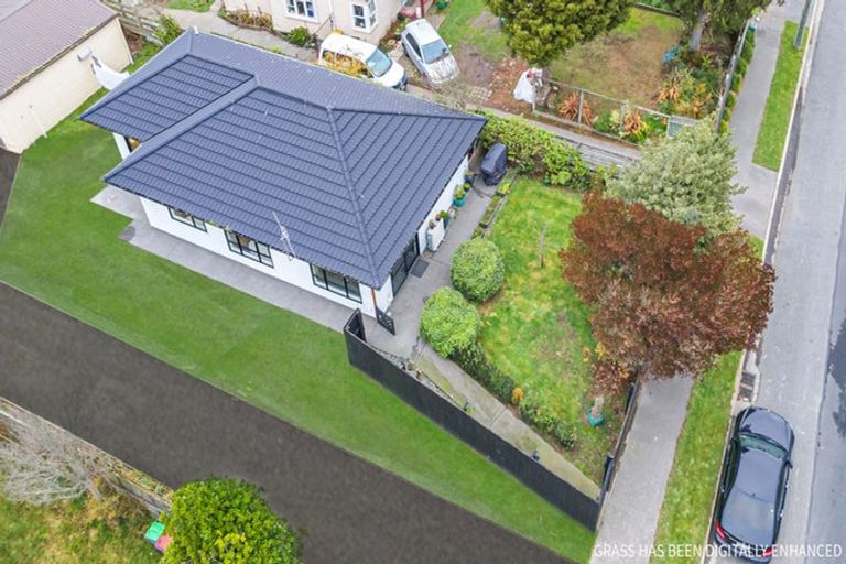 Photo of property in 72 Bower Avenue, New Brighton, Christchurch, 8083