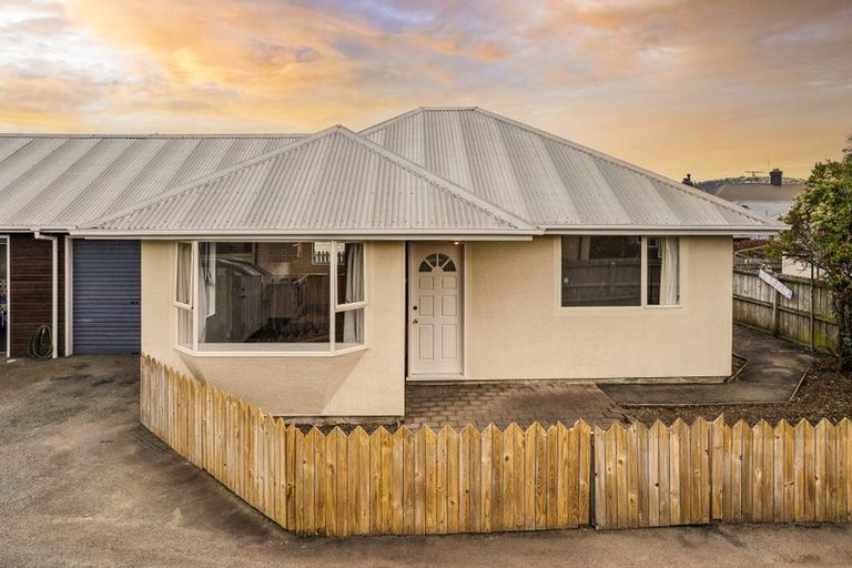 Photo of property in 3/217 Oxford Street, South Dunedin, Dunedin, 9012