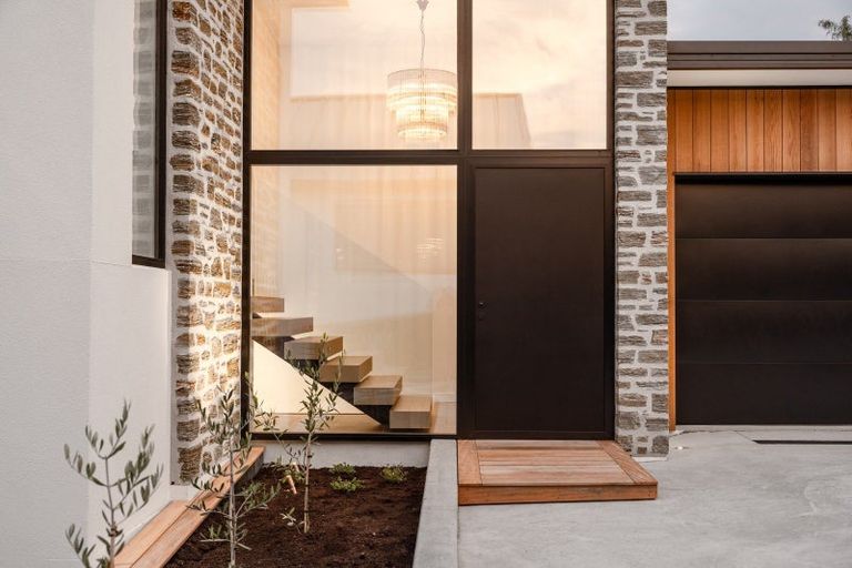 Photo of property in 3 Seymour Street, Gore, 9710