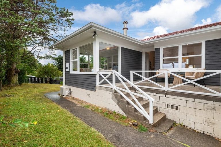Photo of property in 41 Knightsbridge Drive, Forrest Hill, Auckland, 0620