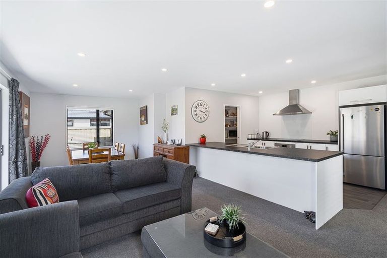 Photo of property in 8 Ladybridge Drive, Rolleston, 7615