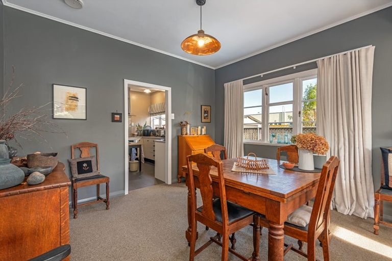 Photo of property in 244 College Street, West End, Palmerston North, 4412