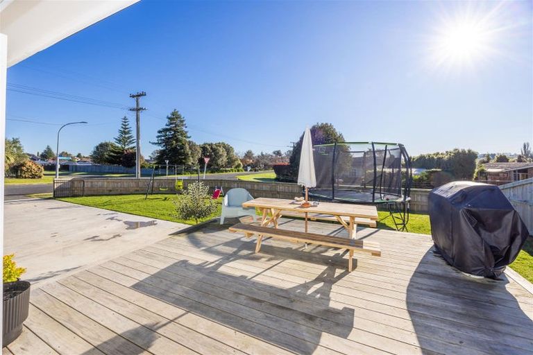 Photo of property in 17 Whitaker Street, Kihikihi, Te Awamutu, 3800