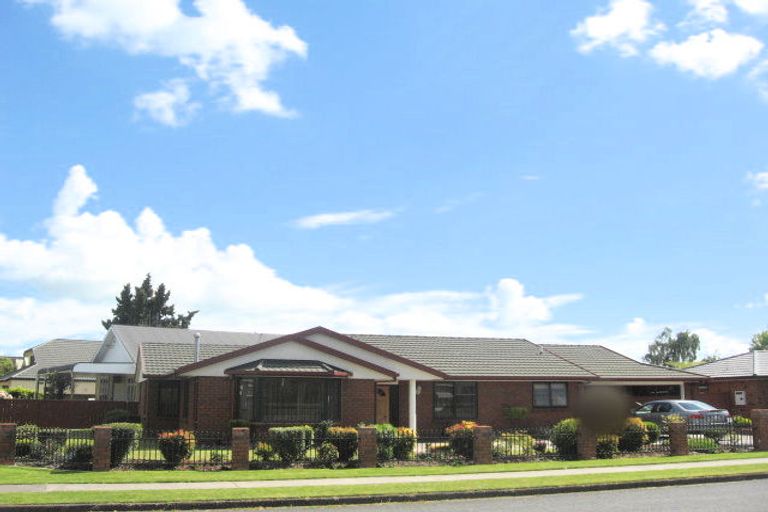 Photo of property in 2 Princes Street, Cambridge, 3434