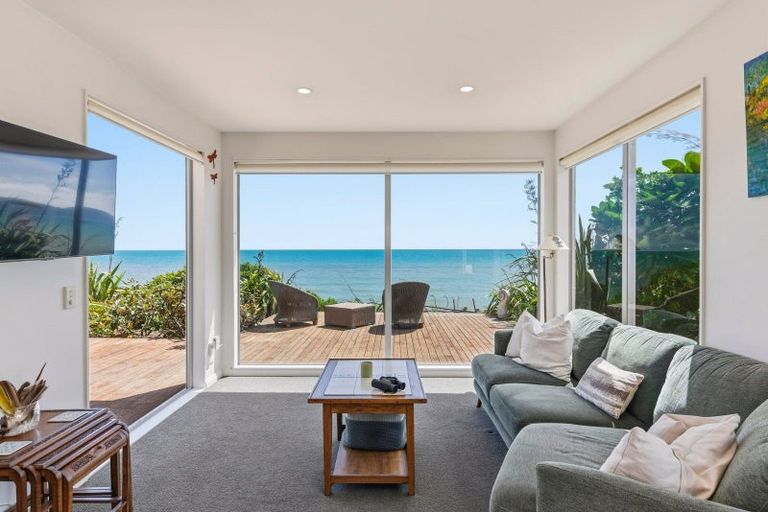 Photo of property in 60 The Esplanade, Raumati South, Paraparaumu, 5032