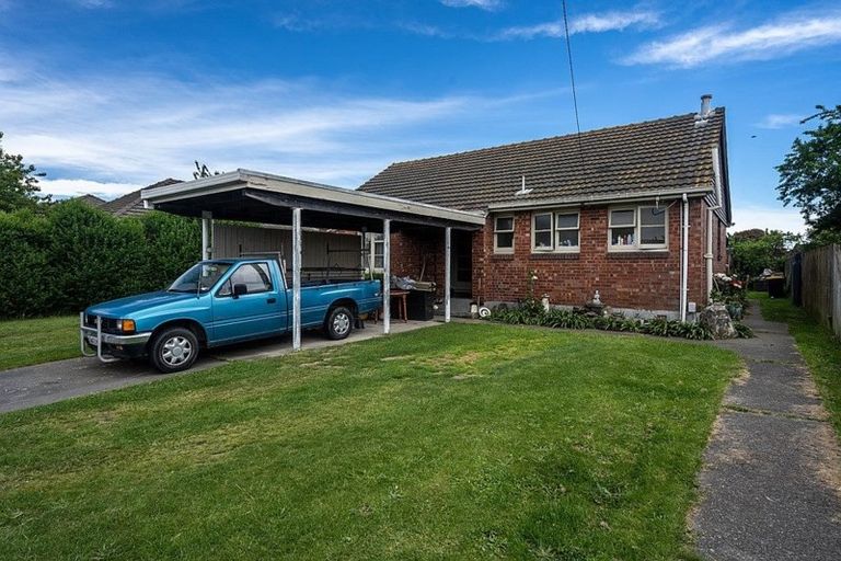 Photo of property in 30 Avro Crescent, Hornby, Christchurch, 8042