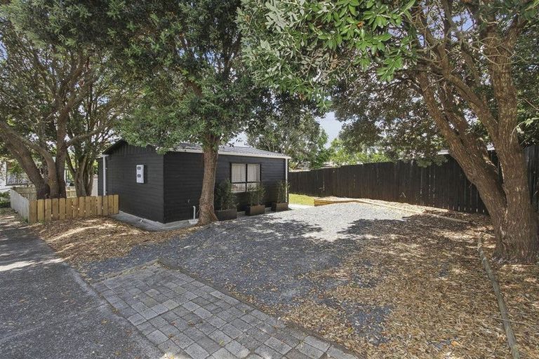 Photo of property in 19a Leaming Place, Clarks Beach, 2122