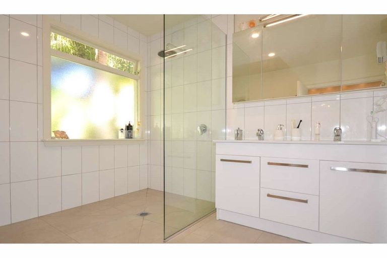 Photo of property in 165 Kerikeri Road, Kerikeri, 0230