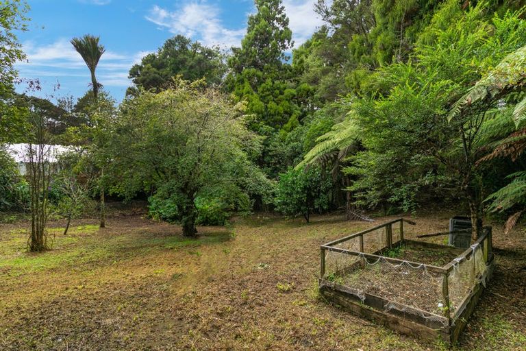 Photo of property in 332 Huia Road, Titirangi, Auckland, 0604