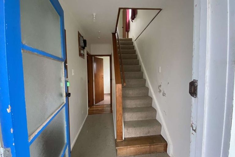 Photo of property in 62- 64 Hampshire Street, Cannons Creek, Porirua, 5024