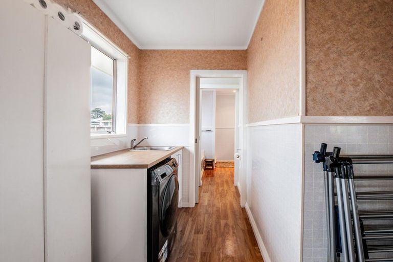 Photo of property in 21 Rewa Street, Inglewood, 4330