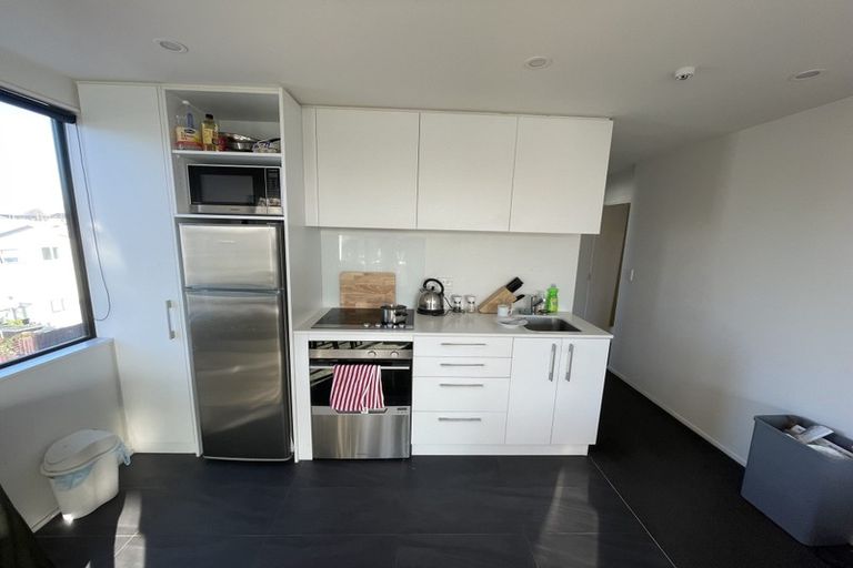 Photo of property in Leicester Executive Apartments, 310/282 Madras Street, Christchurch Central, Christchurch, 8011