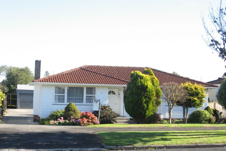 Photo of property in 13 Friedlanders Road, Manurewa, Auckland, 2102