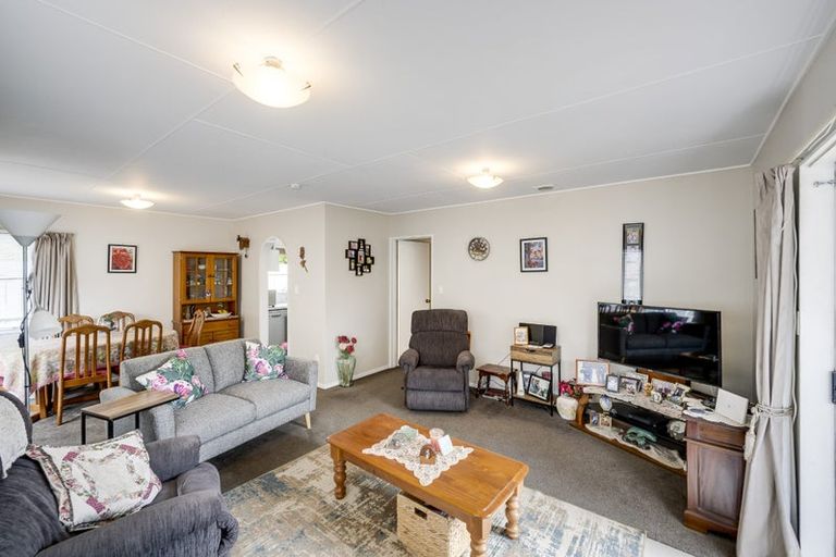 Photo of property in 18a Cassino Crescent, Onekawa, Napier, 4110