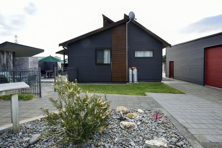 Photo of property in 41 Kuku Avenue, Mahia, Nuhaka, 4198