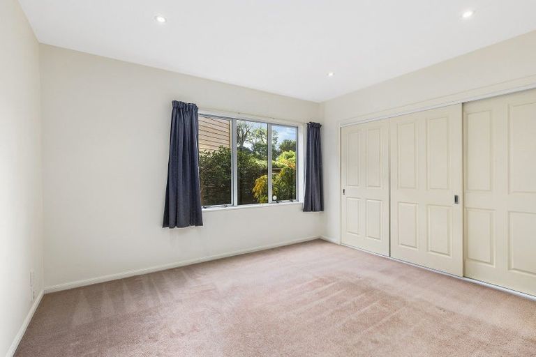 Photo of property in 12 Futuna Close, Karori, Wellington, 6012