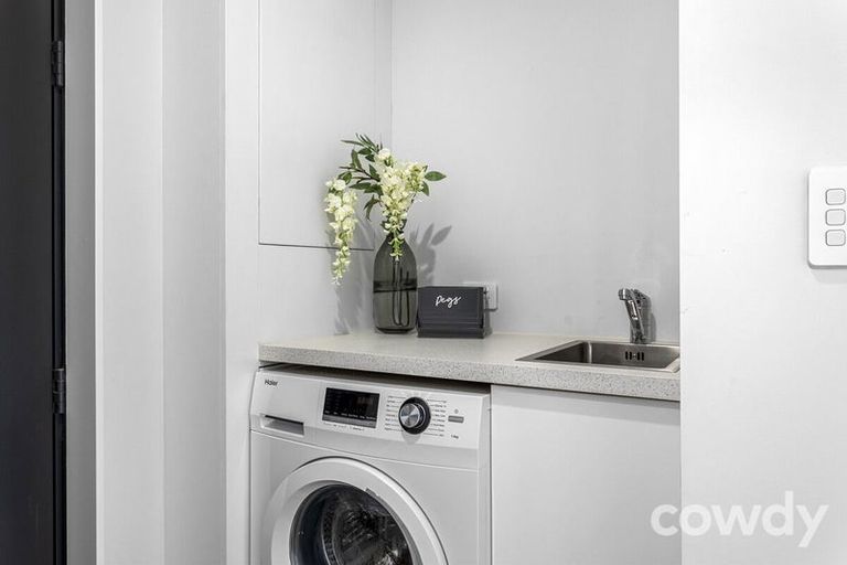 Photo of property in 18c Collins Street, Addington, Christchurch, 8024