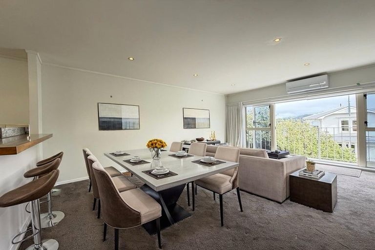 Photo of property in Mcfarlane Mews, 6/2 Mcfarlane Street, Mount Victoria, Wellington, 6011