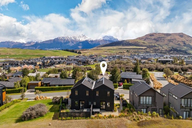 Photo of property in 3a Rannoch Drive, Jacks Point, Queenstown, 9371
