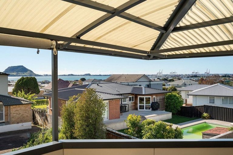 Photo of property in 17 Lemon Grove Avenue, Otumoetai, Tauranga, 3110