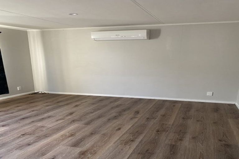 Photo of property in 6 Croall Crescent, St Andrews, Hamilton, 3200