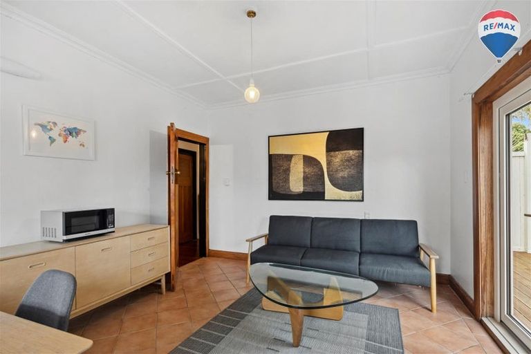 Photo of property in 2/14 Guthrie Street, Waterloo, Lower Hutt, 5011