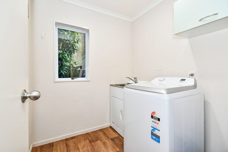 Photo of property in 30b Wellington Street, Pukekohe, 2120