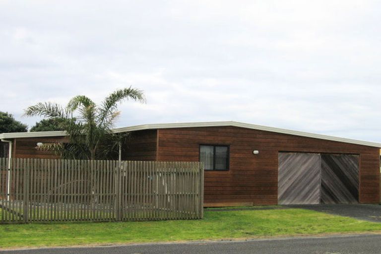 Photo of property in 24 The Southern Isle, Omaha, Warkworth, 0986