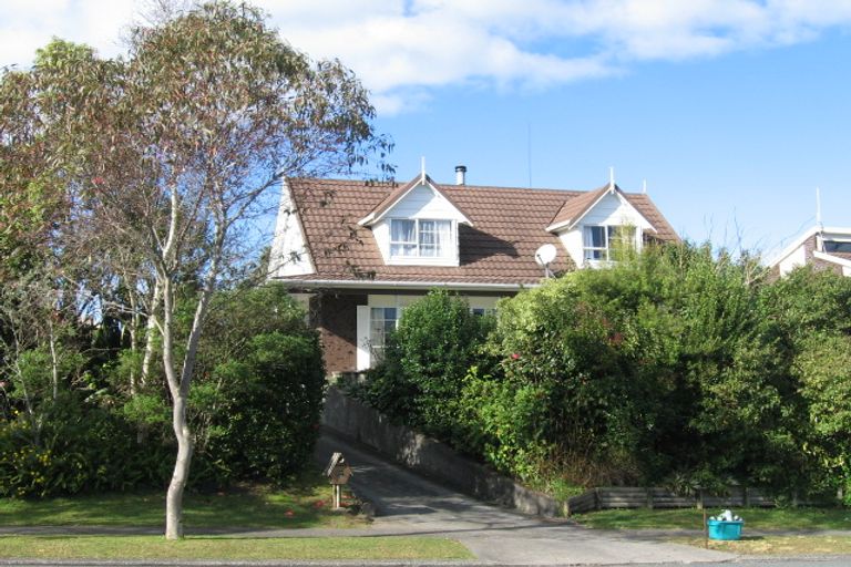 Photo of property in 37 Lachlan Drive, Dinsdale, Hamilton, 3204