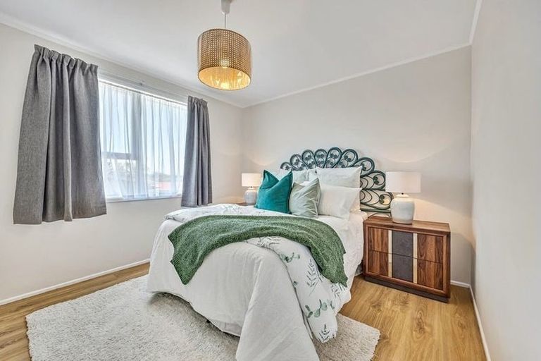 Photo of property in 29 Leaver Place, Weymouth, Auckland, 2103