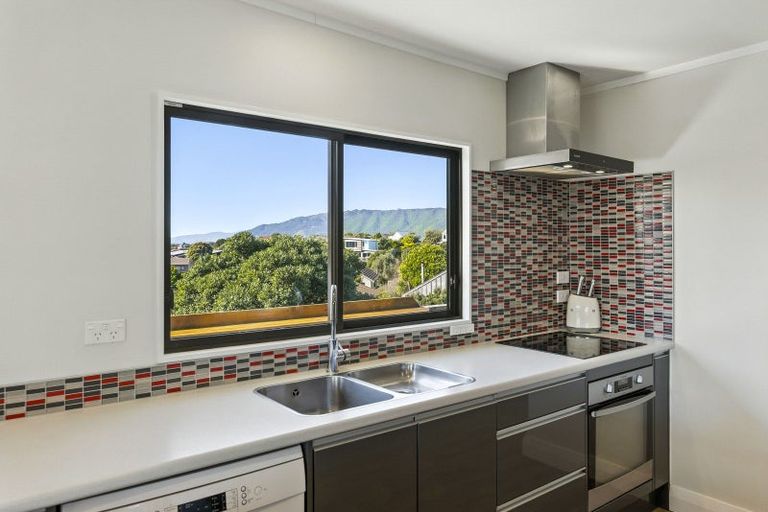 Photo of property in 42 Hicks Crescent, Waikanae Beach, Waikanae, 5036