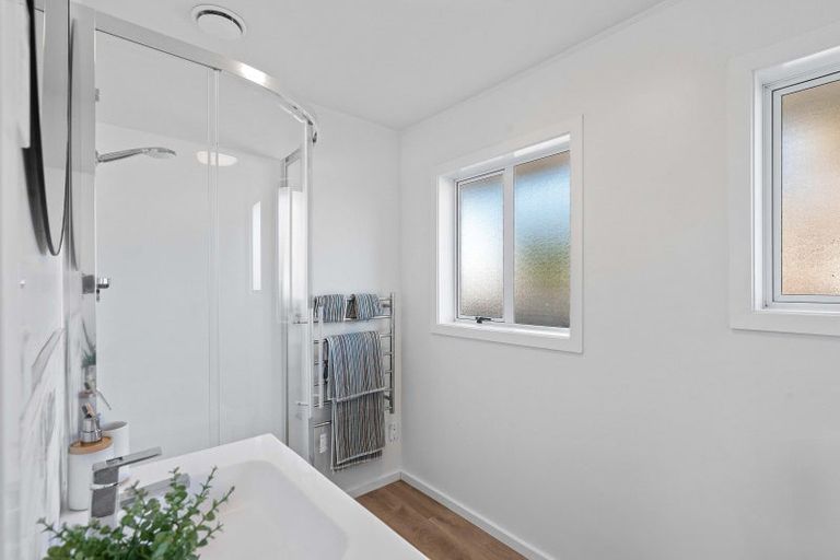 Photo of property in 6 Ariel Place, Aranui, Christchurch, 8061