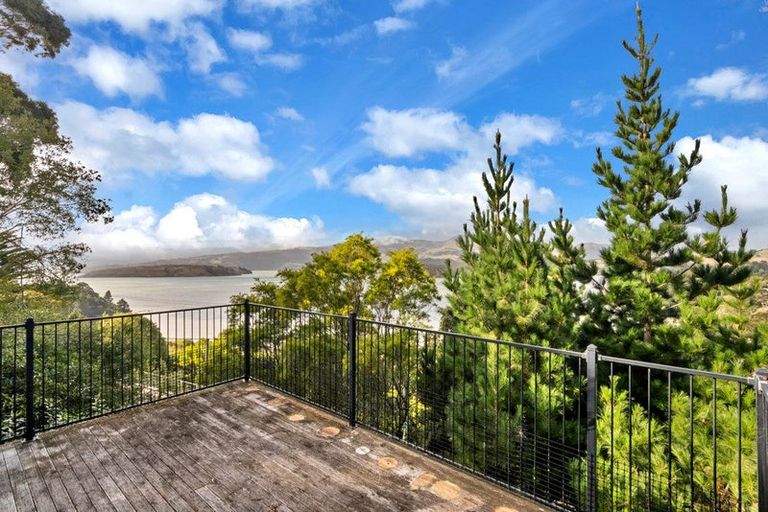 Photo of property in 1077 Dyers Pass Road, Governors Bay, 8971