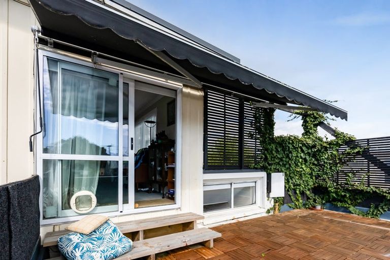 Photo of property in 67 Barrett Street, Westown, New Plymouth, 4310