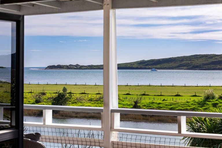 Photo of property in 7 Nihinihi Avenue, Raglan, 3225